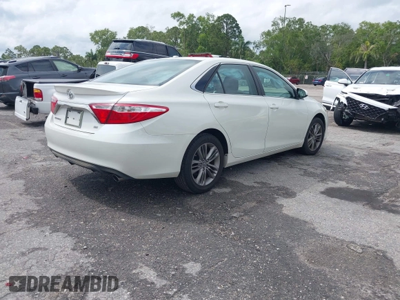 2015 Toyota Camry XLE with VIN 4T1BF1FK6FU081797, listed as a IAAI auction lot 41994718 with 68,899 mi miles. Bid and sale history available at carsss.com. Image 4.