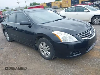 2012 Nissan Altima S z VIN 1N4AL2AP8CC181098, wystawiony jako IAAI lot #42262564 z przebiegiem 67 613 mil mil oraz . Historia ofert i sprzedaży dostępna na DreamBid. Obrazek 1.