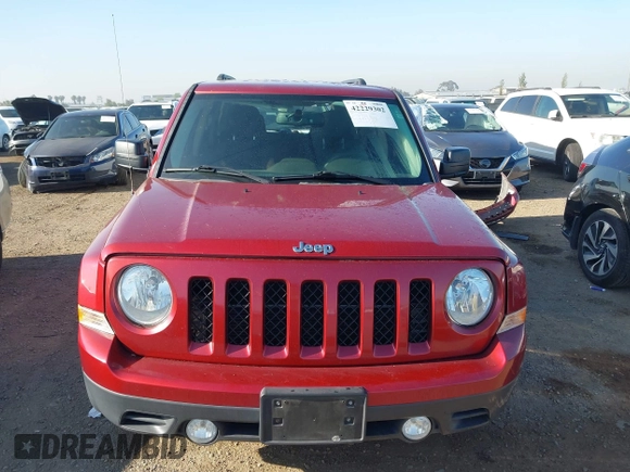 2016 Jeep Patriot Sport SE z VIN 1C4NJPBA8GD711742, wystawiony jako IAAI lot #42229302 z przebiegiem 122 732 mil mil oraz . Historia ofert i sprzedaży dostępna na DreamBid. Obrazek 13.