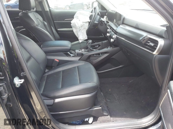 2025 Kia Telluride S with VIN 5XYP6DGC3SG612078, listed as a IAAI auction lot 42694686 with 12,167 mi miles and . Bid and sale history available at DreamBid. Image 5.