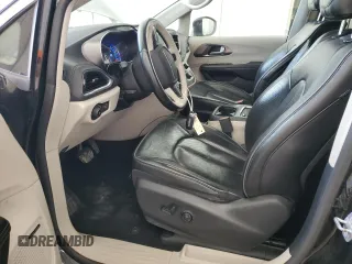 2018 Chrysler Pacifica Hybrid Limited с VIN 2C4RC1N72JR129441, выставлен на аукционе Copart как лот 56548175 с пробегом 154 459 миль миль и Чистый • Clean title. История ставок и продаж доступна на DreamBid. Изображение 7.