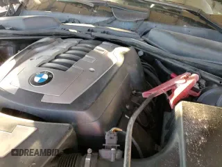 2007 BMW 6 Series 650i z VIN WBAEH13537CR52749, wystawiony jako Copart lot #83858374 z przebiegiem 154 700 mil mil oraz Czysty tytuł • Clean title. Historia ofert i sprzedaży dostępna na DreamBid. Obrazek 13.