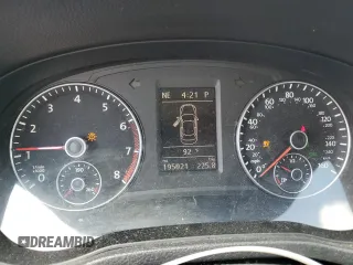 2013 Volkswagen Passat SE with VIN 1VWBP7A35DC087692, listed as a Copart auction lot 62236985 with 195,921 mi miles and Salvage title. Bid and sale history available at DreamBid. Image 9.