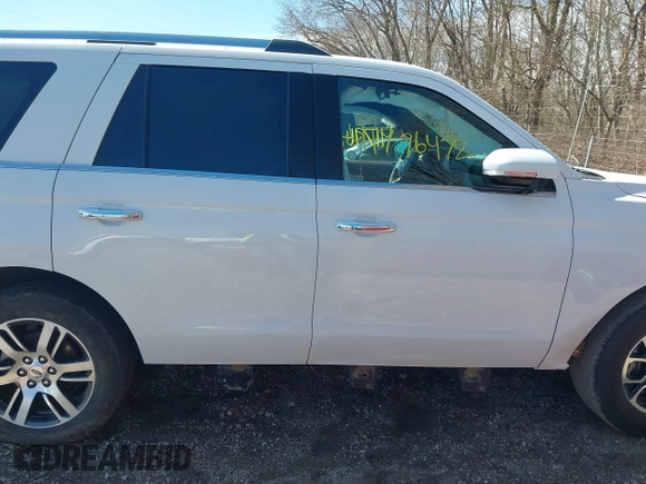 2022 Ford Expedition Limited z VIN 1FMJU2AT7NEA67407, wystawiony jako IAAI lot #41796472 z przebiegiem 31 145 mil mil oraz . Historia ofert i sprzedaży dostępna na DreamBid. Obrazek 13.