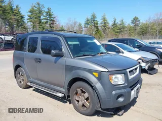2005 Honda Element EX with VIN 5J6YH28655L011639, listed as a IAAI auction lot 42115791 with 273,251 mi miles and . Bid and sale history available at DreamBid. Image 1.