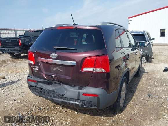 2011 Kia Sorento LX with VIN 5XYKTDA17BG154197, listed as a IAAI auction lot 41923864 with 143,010 mi miles and . Bid and sale history available at carsss.com. Image 4.