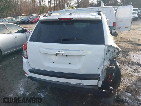 2015 Jeep Compass Sport with VIN 1C4NJCBB4FD343866, listed as a IAAI auction lot 41296043 with 176,664 mi miles. Bid and sale history available at carsss.com. Image 16.