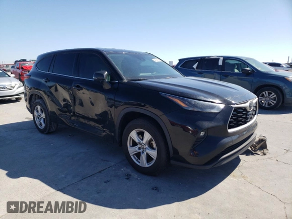 2022 Toyota Highlander LE z VIN 5TDZZRAH4NS553356, wystawiony jako Copart lot #45994865 z przebiegiem 32 790 mil mil oraz Szkoda całkowita • Salvage title. Historia ofert i sprzedaży dostępna na DreamBid. Obrazek 4.
