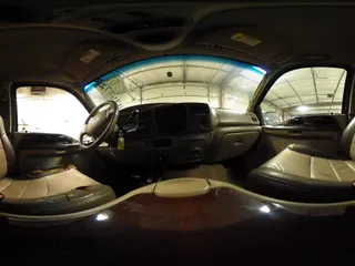 2004 Ford Excursion Eddie Bauer с VIN 1FMSU45P54EC74728, выставлен на аукционе IAAI как лот 41269722 с пробегом 372 635 миль миль и . История ставок и продаж доступна на DreamBid. Изображение 18.