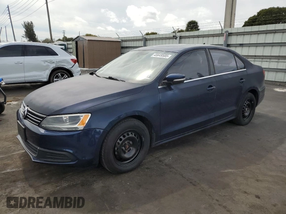 2013 Volkswagen Jetta Sedan SE with VIN 3VWDP7AJ8DM372215, listed as a Copart auction lot 45649585 with 82,274 mi miles and Clean Title. Bid and sale history available at carsss.com. Image 1.