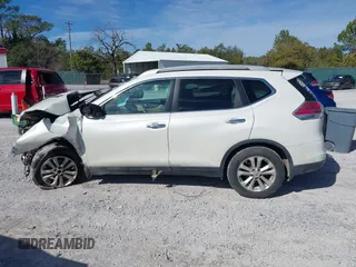 2015 Nissan Rogue SL with VIN 5N1AT2MT4FC916288, listed as a IAAI auction lot 41357258 with 1 mi miles. Bid and sale history available at carsss.com. Image 15.
