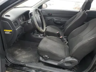 2009 Hyundai Accent GS с VIN KMHCM36CX9U140367, выставлен на аукционе Copart как лот 84389354 с пробегом 134 027 миль миль и Списание • Salvage title. История ставок и продаж доступна на DreamBid. Изображение 7.