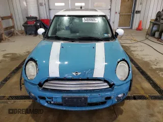 2009 MINI Hardtop with VIN WMWMF33569TW74610, listed as a Copart auction lot 54889805 with 147,533 mi miles and Salvage Title. Bid and sale history available at DreamBid. Image 5.