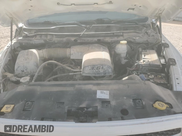 2018 Ram 1500 Tradesman z VIN 3C6JR7DG2JG322475, wystawiony jako Copart lot #47299175 z przebiegiem 65 099 mil mil oraz Szkoda całkowita • Salvage title. Historia ofert i sprzedaży dostępna na DreamBid. Obrazek 11.