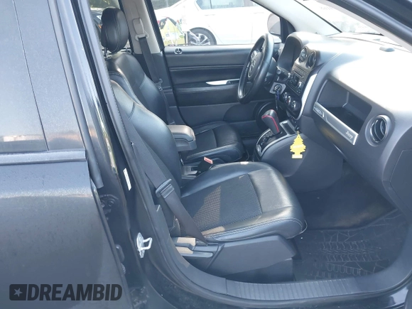 2016 Jeep Compass Latitude with VIN 1C4NJCEA2GD666544, listed as a IAAI auction lot 42549168 with 49,567 mi miles and . Bid and sale history available at DreamBid. Image 5.