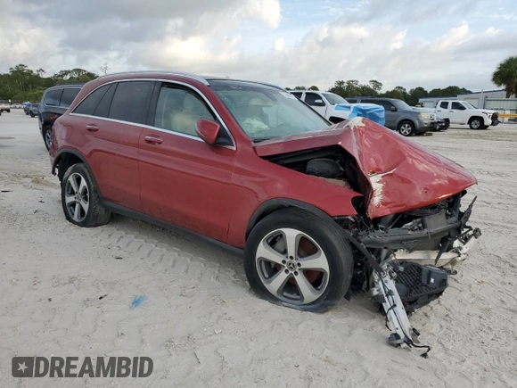2019 Mercedes-Benz GLC 300 with VIN WDC0G4JB3KV146234, listed as a Copart auction lot 49137375 with 83,465 mi miles and Clean title. Bid and sale history available at DreamBid. Image 4.