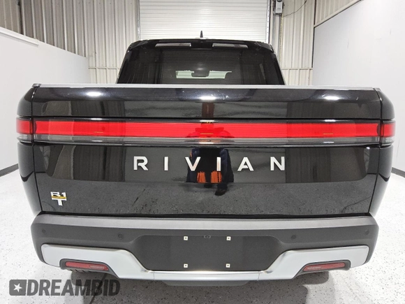 2022 Rivian R1T Adventure z VIN 7FCTGAAA5NN007486, wystawiony jako Copart lot #52649075 z przebiegiem 23 292 mil mil oraz Czysty tytuł • Clean title. Historia ofert i sprzedaży dostępna na DreamBid. Obrazek 6.