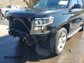 2017 Chevrolet Suburban LS z VIN 1GNSCGKC1HR338621, wystawiony jako IAAI lot #41696381 z przebiegiem 194 687 mil mil oraz . Historia ofert i sprzedaży dostępna na DreamBid. Obrazek 18.