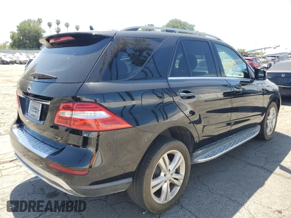 2015 Mercedes-Benz M ML 350 with VIN 4JGDA5JB9FA474104, listed as a Copart auction lot 52978295 with 123,108 mi miles and Clean Title. Bid and sale history available at carsss.com. Image 3.