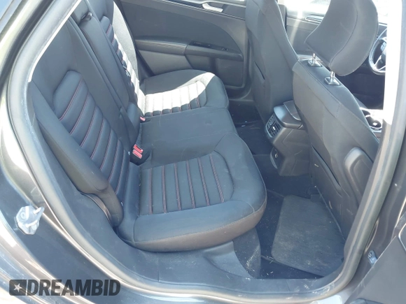 2016 Ford Fusion SE with VIN 3FA6P0T91GR263632, listed as a IAAI auction lot 42622712 with 184,000 mi miles and . Bid and sale history available at DreamBid. Image 8.
