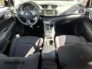 2017 Nissan Sentra SV z VIN 3N1AB7AP4HY295725, wystawiony jako Copart lot #56043405 z przebiegiem 71 564 mil mil oraz Szkoda całkowita • Salvage title. Historia ofert i sprzedaży dostępna na DreamBid. Obrazek 8.