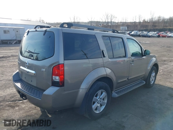 2008 Nissan Pathfinder S z VIN 5N1AR18B38C663168, wystawiony jako IAAI lot #41779271 z przebiegiem 137 464 mil mil oraz . Historia ofert i sprzedaży dostępna na DreamBid. Obrazek 4.