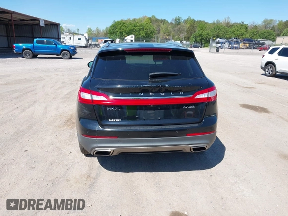 2016 Lincoln MKX Black Label with VIN 2LMPJ9JP1GBL55716, listed as a IAAI auction lot 42002075 with 85,200 mi miles. Bid and sale history available at carsss.com. Image 15.
