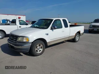 2000 Ford F-150 XL z VIN 1FTRX17W0YNB25467, wystawiony jako IAAI lot #42474329 z przebiegiem Nie podano mil oraz . Historia ofert i sprzedaży dostępna na DreamBid. Obrazek 2.