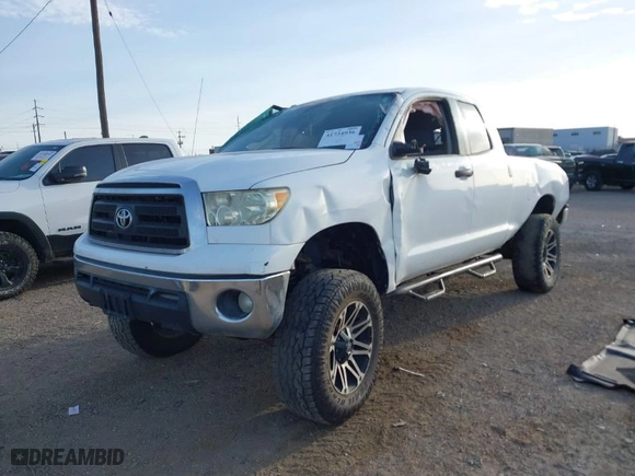 2013 Toyota Tundra 4WD Truck with VIN 5TFUW5F1XDX273375, listed as a IAAI auction lot 41734936 with 156,916 mi miles. Bid and sale history available at carsss.com. Image 2.