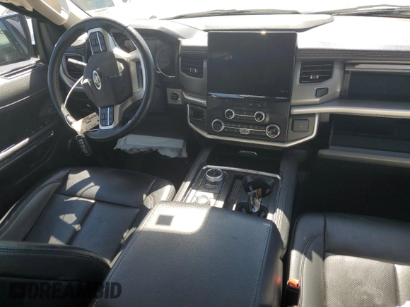 2022 Ford Expedition Max XLT with VIN 1FMJK1JT6NEA66670, listed as a Copart auction lot 47469935 with Not provided miles and Salvage title. Bid and sale history available at DreamBid. Image 8.