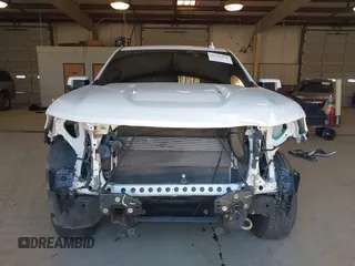 2019 Chevrolet Silverado 1500 High Country with VIN 1GCUYHEL3KZ158830, listed as a IAAI auction lot 41646878 with 105,524 mi miles. Bid and sale history available at carsss.com. Image 12.