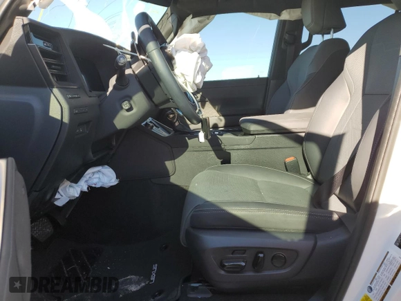 2024 Lexus GX 550 Luxury z VIN JTJVBCDX8R5012273, wystawiony jako Copart lot #81360034 z przebiegiem 4 883 mil mil oraz Szkoda całkowita • Salvage title. Historia ofert i sprzedaży dostępna na DreamBid. Obrazek 7.