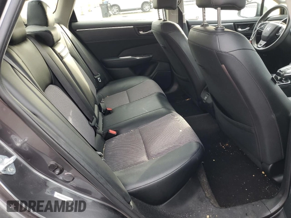 2018 Honda Clarity with VIN JHMZC5F13JC010371, listed as a Copart auction lot 85222544 with 70,033 mi miles and Salvage Title. Bid and sale history available at DreamBid. Image 11.