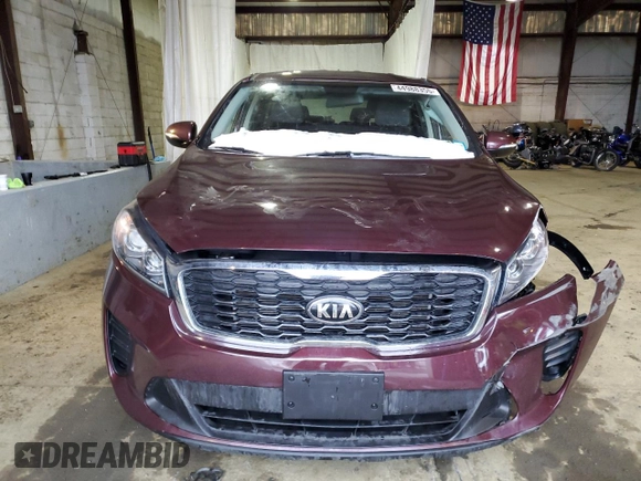 2019 Kia Sorento LX z VIN 5XYPG4A37KG575753, wystawiony jako Copart lot #44988355 z przebiegiem 55 933 mil mil oraz Szkoda całkowita • Salvage title. Historia ofert i sprzedaży dostępna na DreamBid. Obrazek 5.