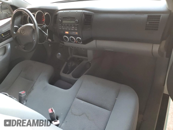 2010 Toyota Tacoma z VIN 5TENX4CN2AZ692084, wystawiony jako Copart lot #54798875 z przebiegiem 210 031 mil mil oraz Czysty tytuł • Clean title. Historia ofert i sprzedaży dostępna na DreamBid. Obrazek 8.