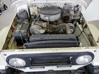 1974 Toyota Land Cruiser z VIN FJ40178981, wystawiony jako Copart lot #74798404 z przebiegiem 31 601 mil mil oraz Czysty tytuł • Clean title. Historia ofert i sprzedaży dostępna na DreamBid. Obrazek 11.