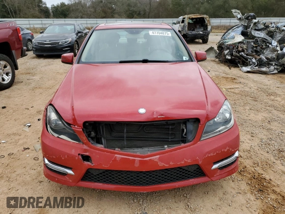 2013 Mercedes-Benz C 250 Sport z VIN WDDGF4HB1DR275426, wystawiony jako Copart lot #47704875 z przebiegiem 95 061 mil mil oraz Szkoda całkowita • Salvage title. Historia ofert i sprzedaży dostępna na DreamBid. Obrazek 5.
