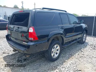 2006 Toyota 4Runner SR5 with VIN JTEZU14R068041163, listed as a IAAI auction lot 42062193 with 186,723 mi miles and . Bid and sale history available at DreamBid. Image 4.