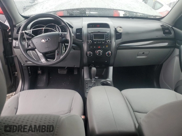 2012 Kia Sorento LX with VIN 5XYKTCA69CG256544, listed as a Copart auction lot 85510044 with 167,395 mi miles and Salvage Title. Bid and sale history available at DreamBid. Image 8.