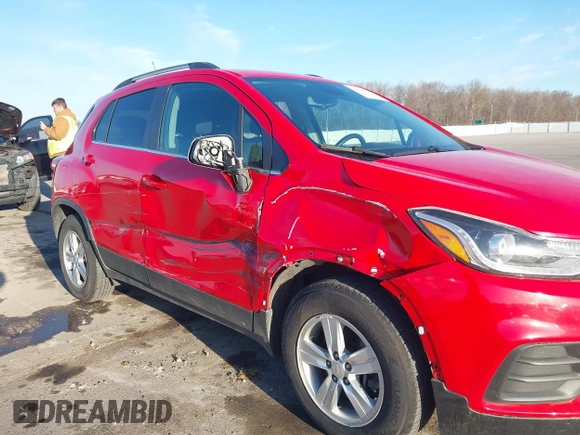 2017 Chevrolet Trax LT with VIN 3GNCJLSB5HL161895, listed as a IAAI auction lot 41748325 with 128,093 mi miles and . Bid and sale history available at carsss.com. Image 6.