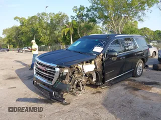 2021 GMC Yukon SLT with VIN 1GKS1BKD8MR264204, listed as a IAAI auction lot 41859983 with 118,968 mi miles. Bid and sale history available at carsss.com. Image 17.