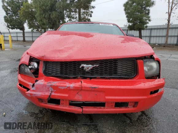 2007 Ford Mustang Deluxe with VIN 1ZVFT84N975273244, listed as a Copart auction lot 47892565 with 187,131 mi miles and Salvage title. Bid and sale history available at DreamBid. Image 5.