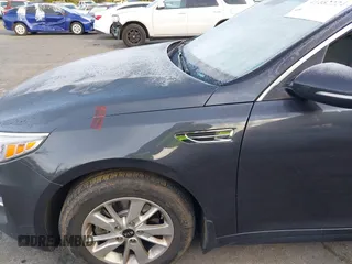 2017 Kia Optima LX with VIN 5XXGT4L32HG156845, listed as a IAAI auction lot 41402224 with 126,529 mi miles. Bid and sale history available at carsss.com. Image 17.