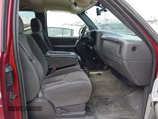 2004 Chevrolet Silverado 1500 Z71 with VIN 1GCEK19T54E132943, listed as a IAAI auction lot 42155818 with 276,641 mi miles and . Bid and sale history available at DreamBid. Image 5.