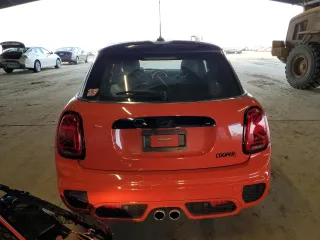 2020 MINI Hardtop 4 Door Cooper S with VIN WMWXU9C06L2M25229, listed as a Copart auction lot 84495064 with 12,348 mi miles and Salvage title. Bid and sale history available at DreamBid. Image 6.