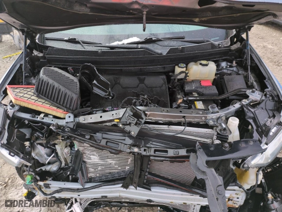 2018 Chevrolet Traverse LT Cloth with VIN 1GNEVGKWXJJ134986, listed as a Copart auction lot 49014745 with 86,961 mi miles and Salvage Title. Bid and sale history available at carsss.com. Image 11.