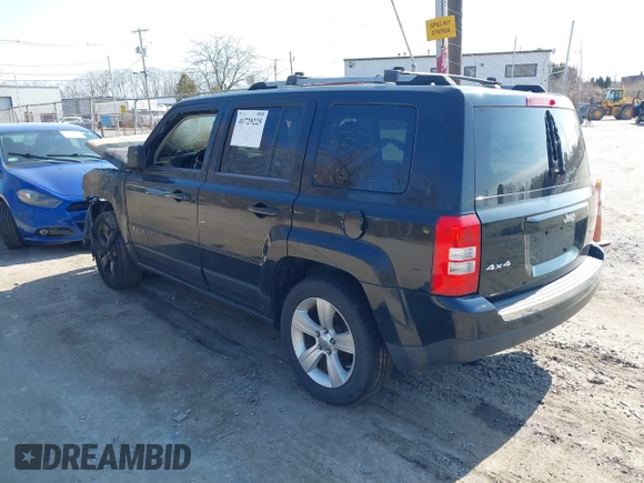 2012 Jeep Patriot Limited with VIN 1C4NJRCB4CD553624, listed as a IAAI auction lot 41729225 with Not Provided miles and . Bid and sale history available at carsss.com. Image 3.