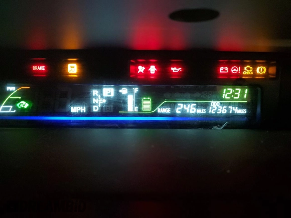 2014 Toyota Prius Two with VIN JTDZN3EU0E3342821, listed as a Copart auction lot 52625935 with 123,674 mi miles and Salvage title. Bid and sale history available at DreamBid. Image 9.