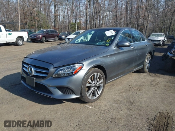 2021 Mercedes-Benz C 300 z VIN W1KWF8EB8MR630955, wystawiony jako IAAI lot #41764582 z przebiegiem 52 702 mil mil oraz . Historia ofert i sprzedaży dostępna na DreamBid. Obrazek 2.