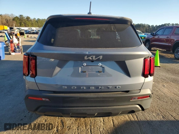 2022 Kia Sorento LX with VIN 5XYRG4LC7NG110299, listed as a Copart auction lot 46897045 with 28,587 mi miles and Non Repairable. Bid and sale history available at carsss.com. Image 6.